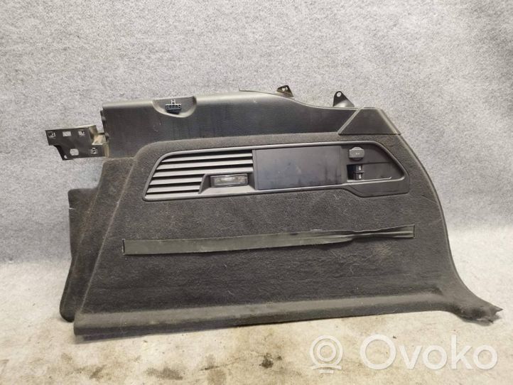 Volkswagen Touareg II Untere Seitenverkleidung Kofferraum 7P6867038D