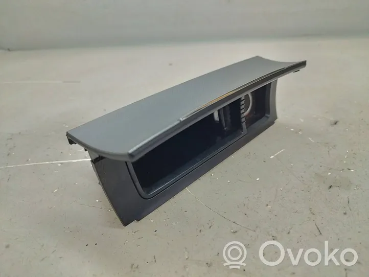 Volkswagen PASSAT B6 Car ashtray 3C0863284A