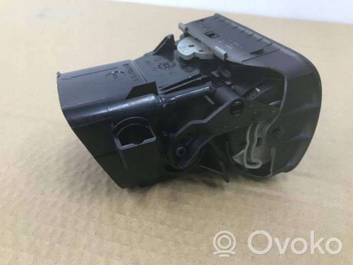 Volkswagen PASSAT B5.5 Copertura griglia di ventilazione cruscotto 3B0819703D