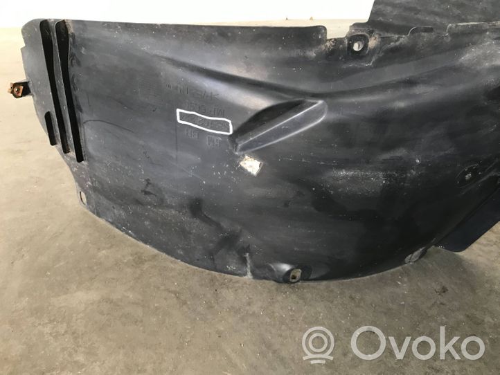 Opel Tigra B Nadkole przednie 93162224