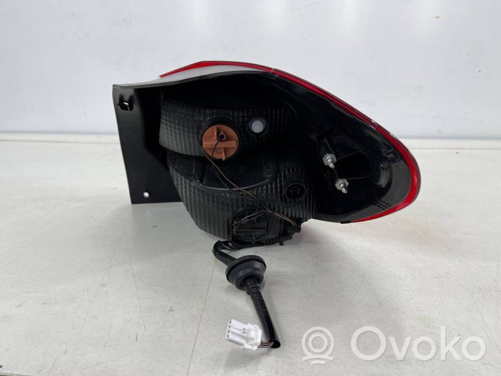 Hyundai i10 Lampa tylna 92401-K7000