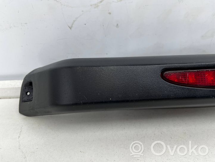 Iveco Daily 6th gen Luce d’arresto centrale/supplementare 465609999