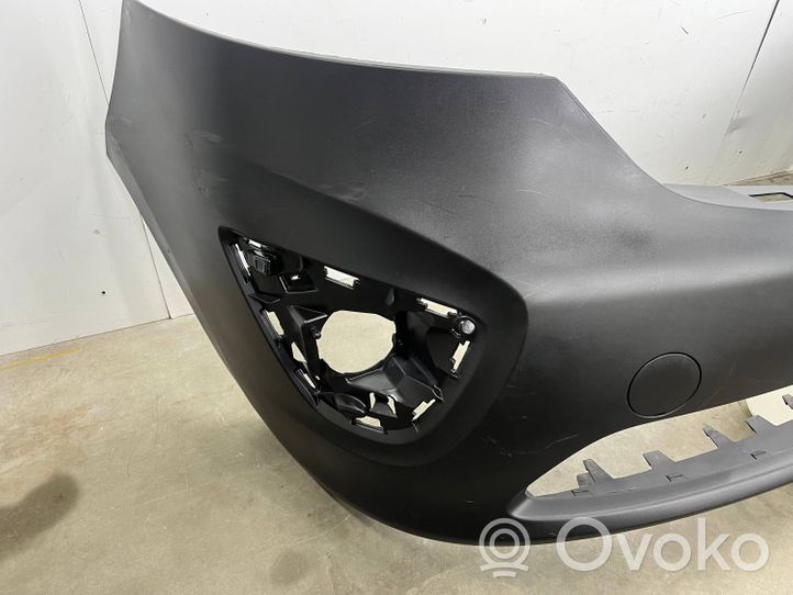 Opel Vivaro Pare-choc avant 620228716R