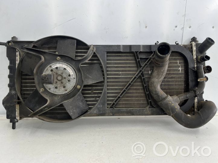 Chevrolet Tigra A Radiateur de refroidissement 8038845