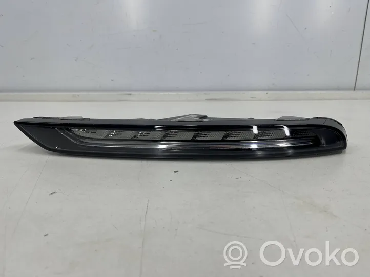 Porsche Macan Faro diurno con luce led 95b941181a