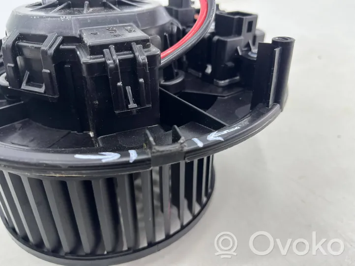 Skoda Octavia Mk3 (5E) Ventola riscaldamento/ventilatore abitacolo 5wb819015