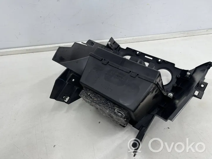 Mitsubishi ASX Panelės apdailos skydas (centrinis) 8002a994