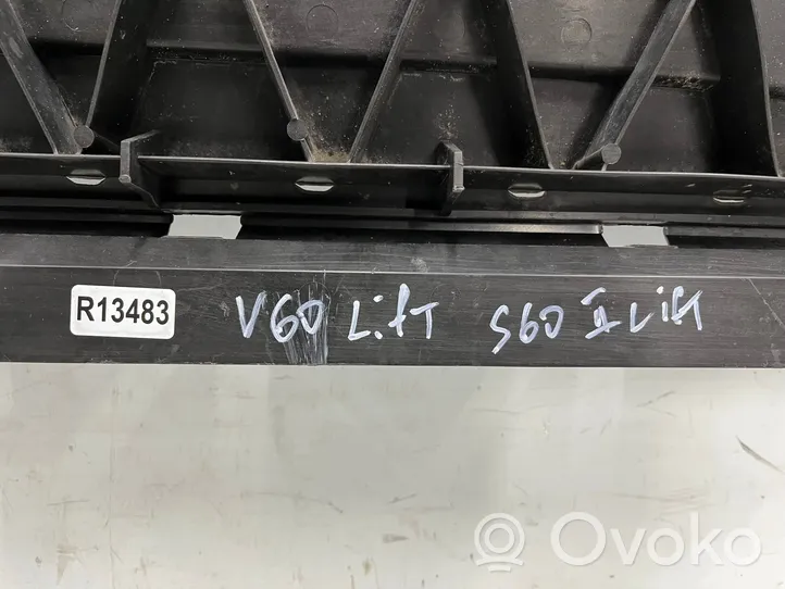 Volvo V60 Osłona pod zderzak przedni / Absorber 31352298