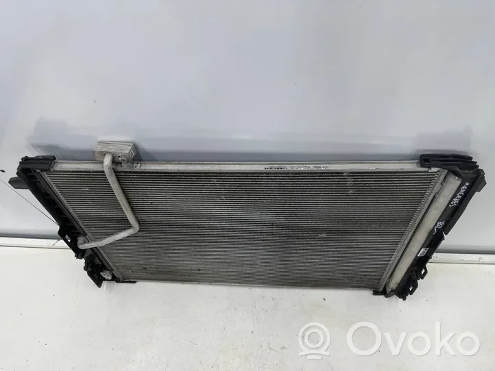 Mercedes-Benz SLK R172 Radiateur condenseur de climatisation a2045000654