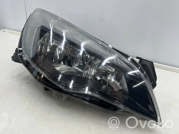 Opel Astra J Phare frontale 13371596