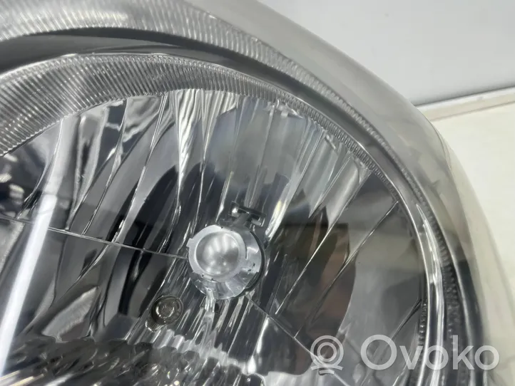 Fiat Qubo Lampa przednia 45570383