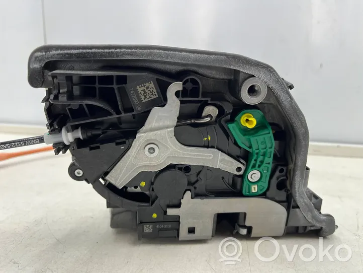 BMW M5 F90 Etuoven lukko 7477690