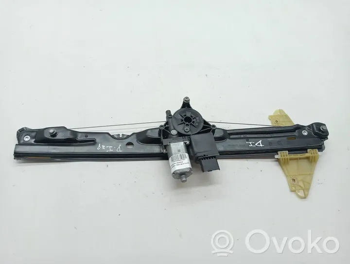 Opel Vivaro Front door window regulator with motor 