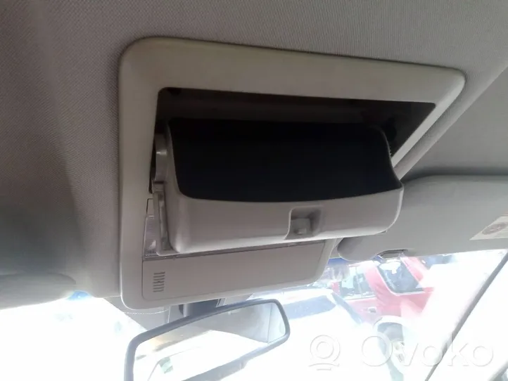 Opel Antara Panel oświetlenia wnętrza kabiny 