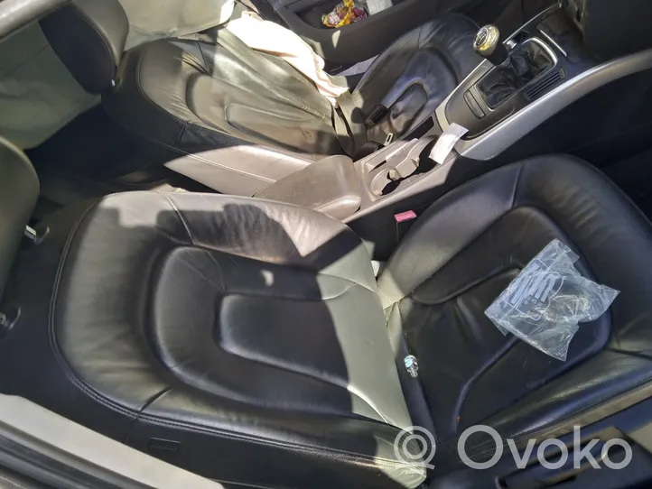 Audi A4 S4 B8 8K Zestaw poduszek powietrznych z panelem 