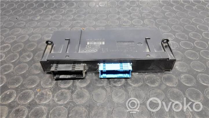 BMW 3 E92 E93 Oven keskuslukituksen ohjausyksikön moduuli 61359131780