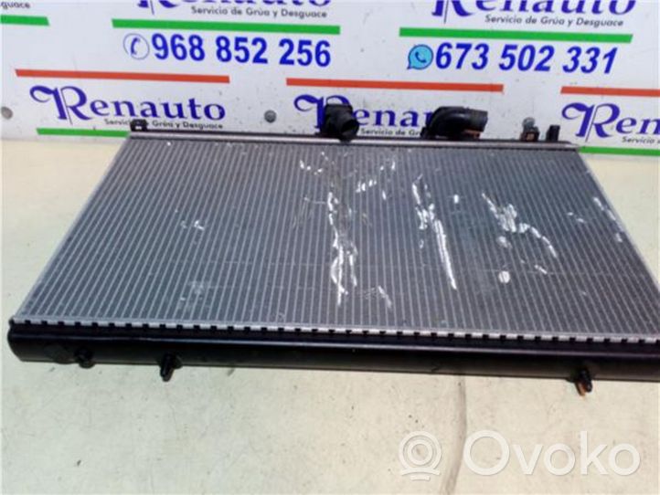 Peugeot 607 Radiateur de refroidissement 1330T3