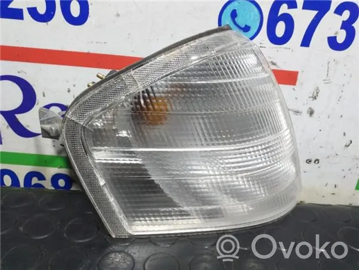 Mercedes-Benz C AMG W202 Front indicator light 