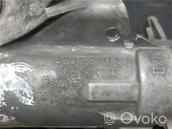 Volkswagen PASSAT B5.5 Chiave/comando di accensione (usato) 4B0905851A