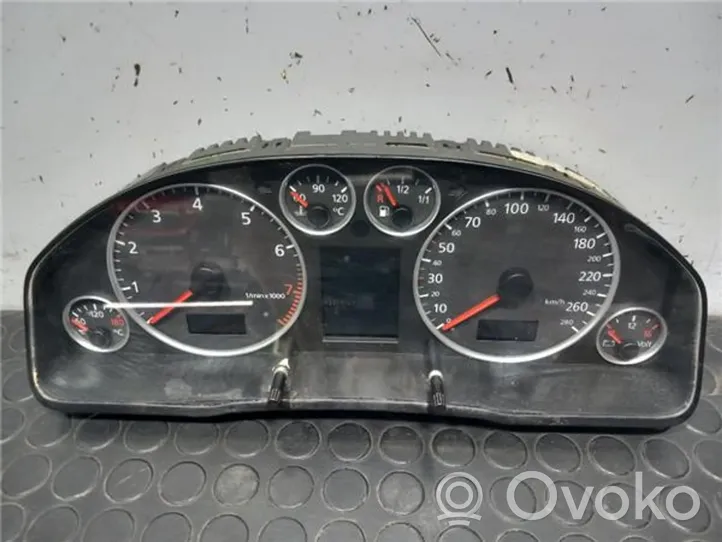 Audi A6 Allroad C5 Compteur de vitesse tableau de bord 4Z7920930F