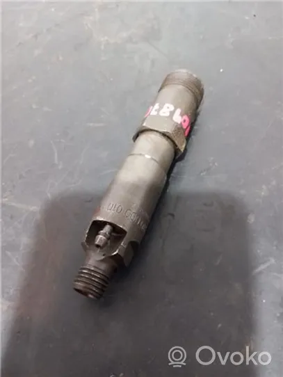 Mercedes-Benz E W210 Injecteur de carburant 0000101751