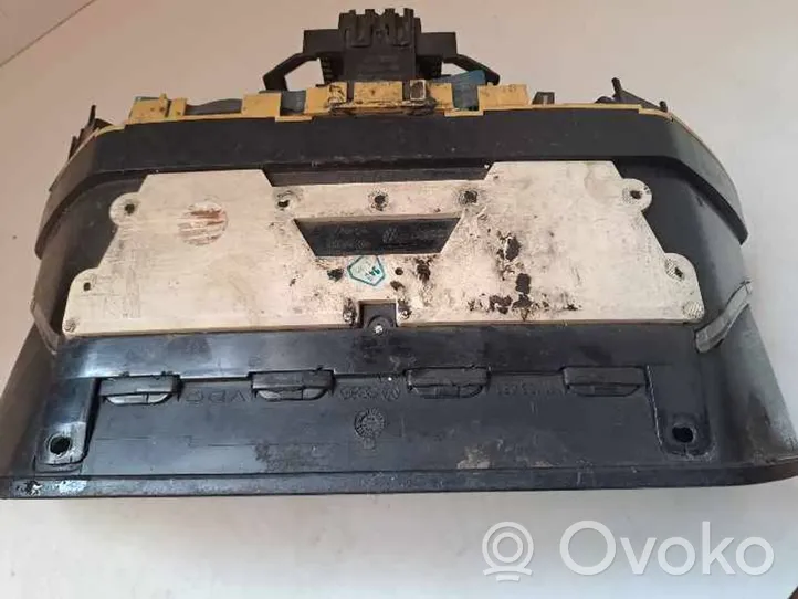 Audi 100 200 5000 C3 Tachimetro (quadro strumenti) 81136053