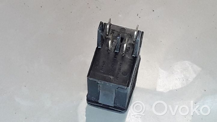 Volkswagen Polo III 6N 6N2 6NF Electric window control switch 6N1959621