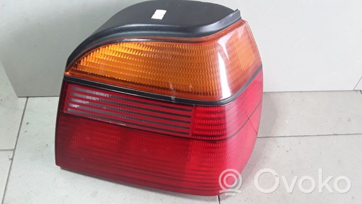 Volkswagen Golf III Luci posteriori 1H6945112E