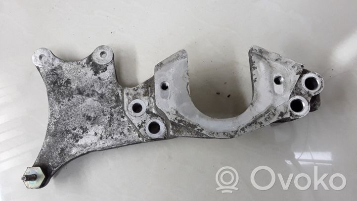 Citroen C5 Support de boîte de vitesses 964