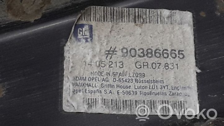 Opel Corsa B Traversa del paraurti posteriore 