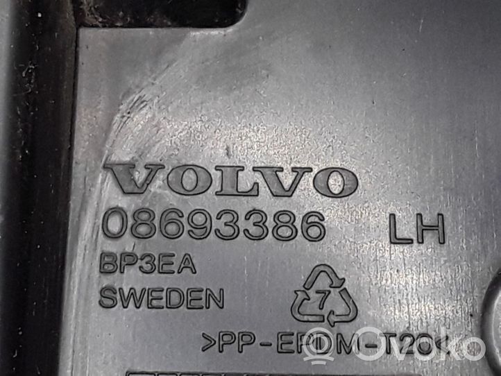 Volvo S60 Uchwyt / Mocowanie zderzaka tylnego 08693386