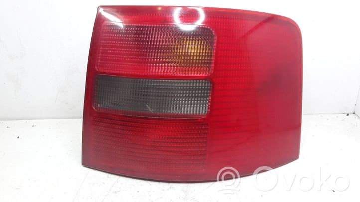 Audi A6 S6 C5 4B Luci posteriori 4B9945096