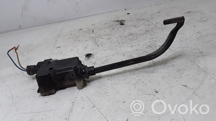 Opel Insignia A Fuel tank cap lock motor 13501151