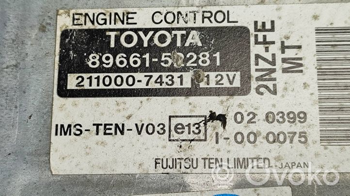 Toyota Yaris Verso Moottorin ohjainlaite/moduuli 8966152281