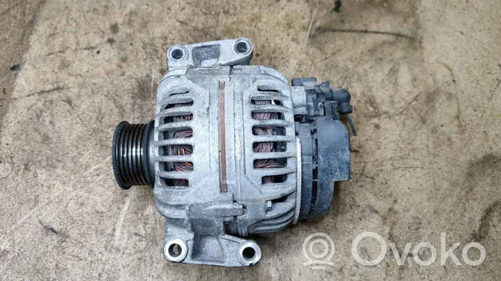 Volkswagen PASSAT CC Parte del generatore/alternatore 06B903016AB