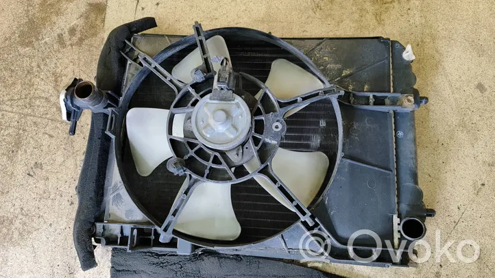 Daihatsu Sirion Aušinimo skysčio radiatorius 