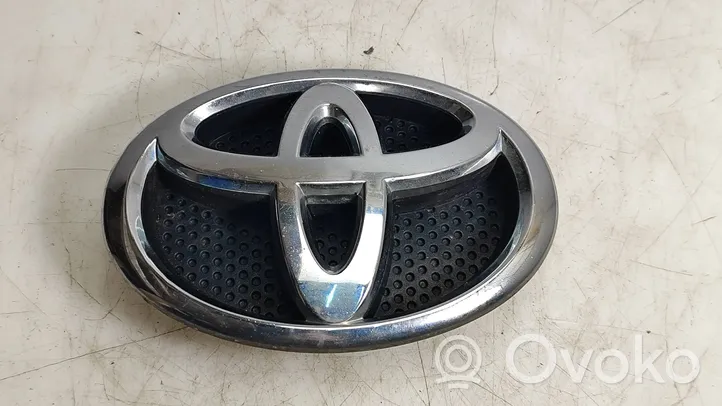 Toyota Auris 150 Emblemat / Znaczek 7531102140