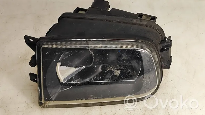 BMW 5 E39 Front fog light 8360576