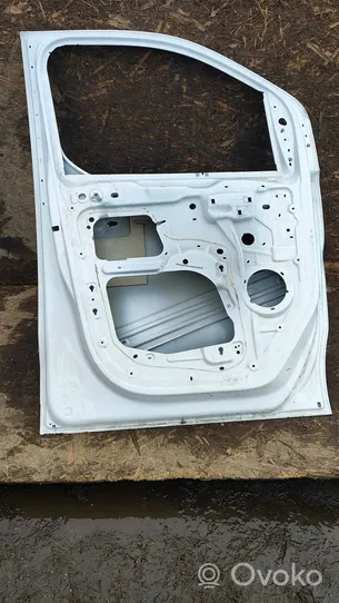 Opel Vivaro Front door 