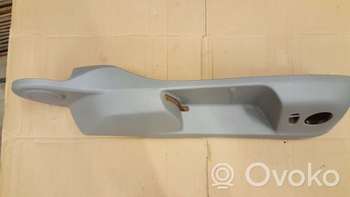 Volkswagen PASSAT B6 Rivestimento sedile 3C0881318H