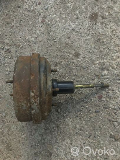 Volkswagen Golf I Brake booster 