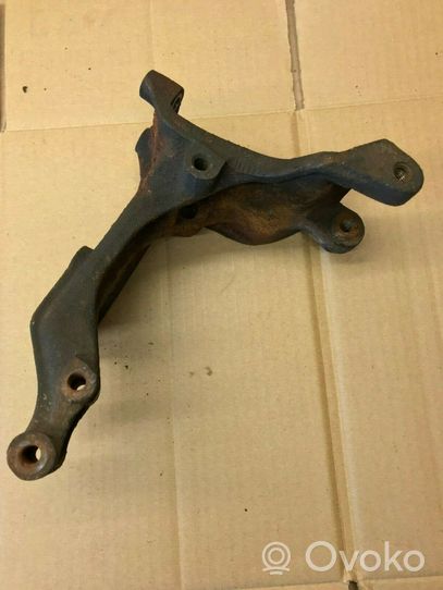 Volkswagen Golf II Generator/alternator bracket 068903145L