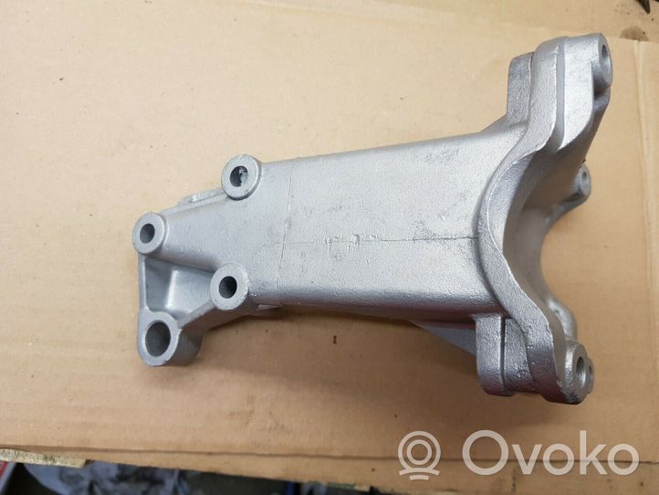 Volkswagen Jetta II Engine mount bracket 191199354C