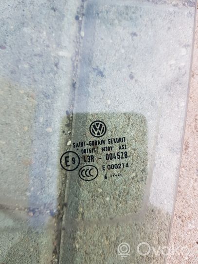 Volkswagen Jetta V Takakulmaikkunan ikkunalasi VW