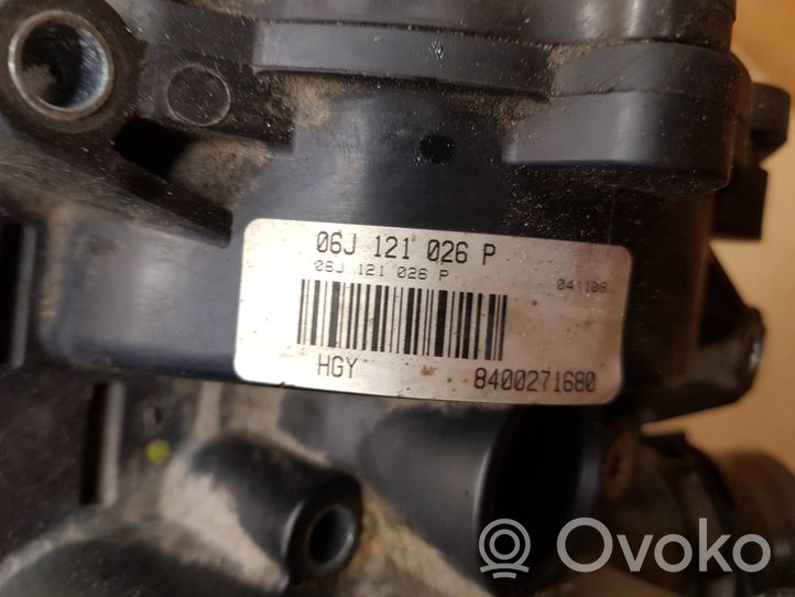 Audi A5 8T 8F Pompe de circulation d'eau 06H121008N