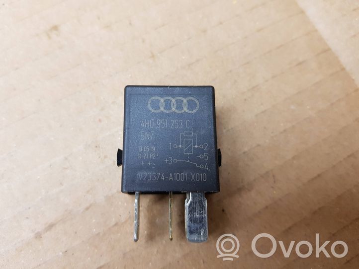 Volkswagen Eos Other relay 4H0951253C