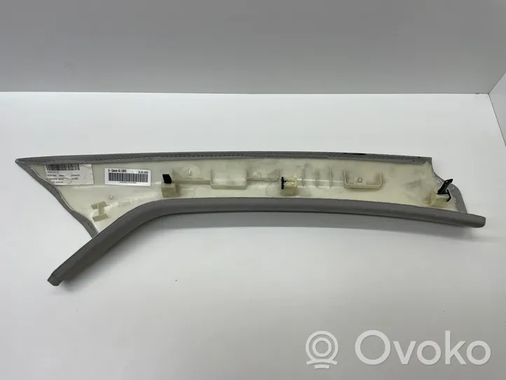 Audi A6 S6 C6 4F Altro elemento di rivestimento sottoporta/montante 4F0867233