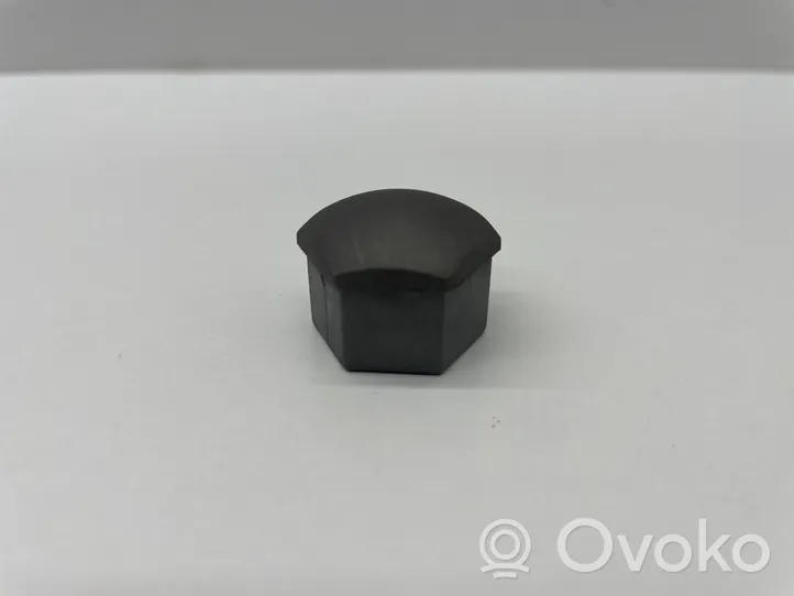 Audi A6 S6 C6 4F Wheel nut cap/cover 321601173A