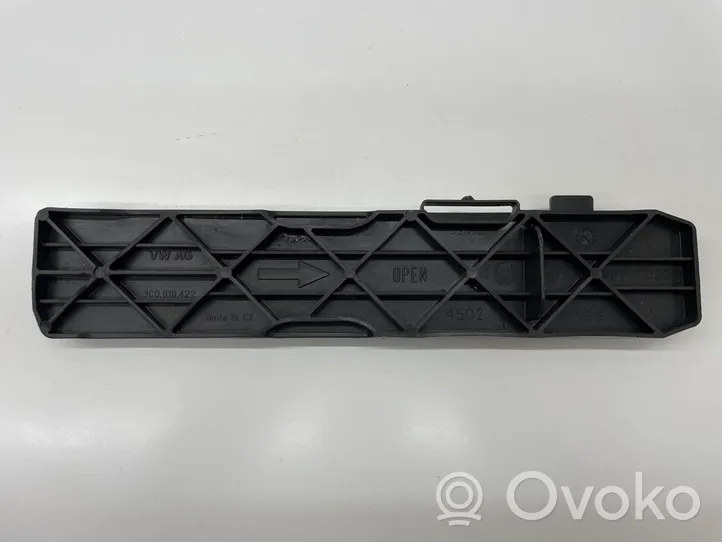 Volkswagen PASSAT B6 Tapón del microfiltro de aire del habitáculo 3C0819422