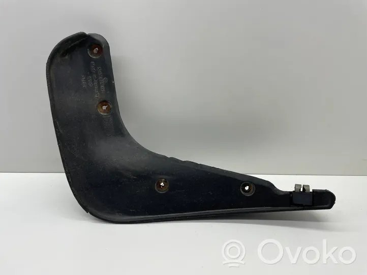 Volkswagen Golf V Front mudguard 5M0075112